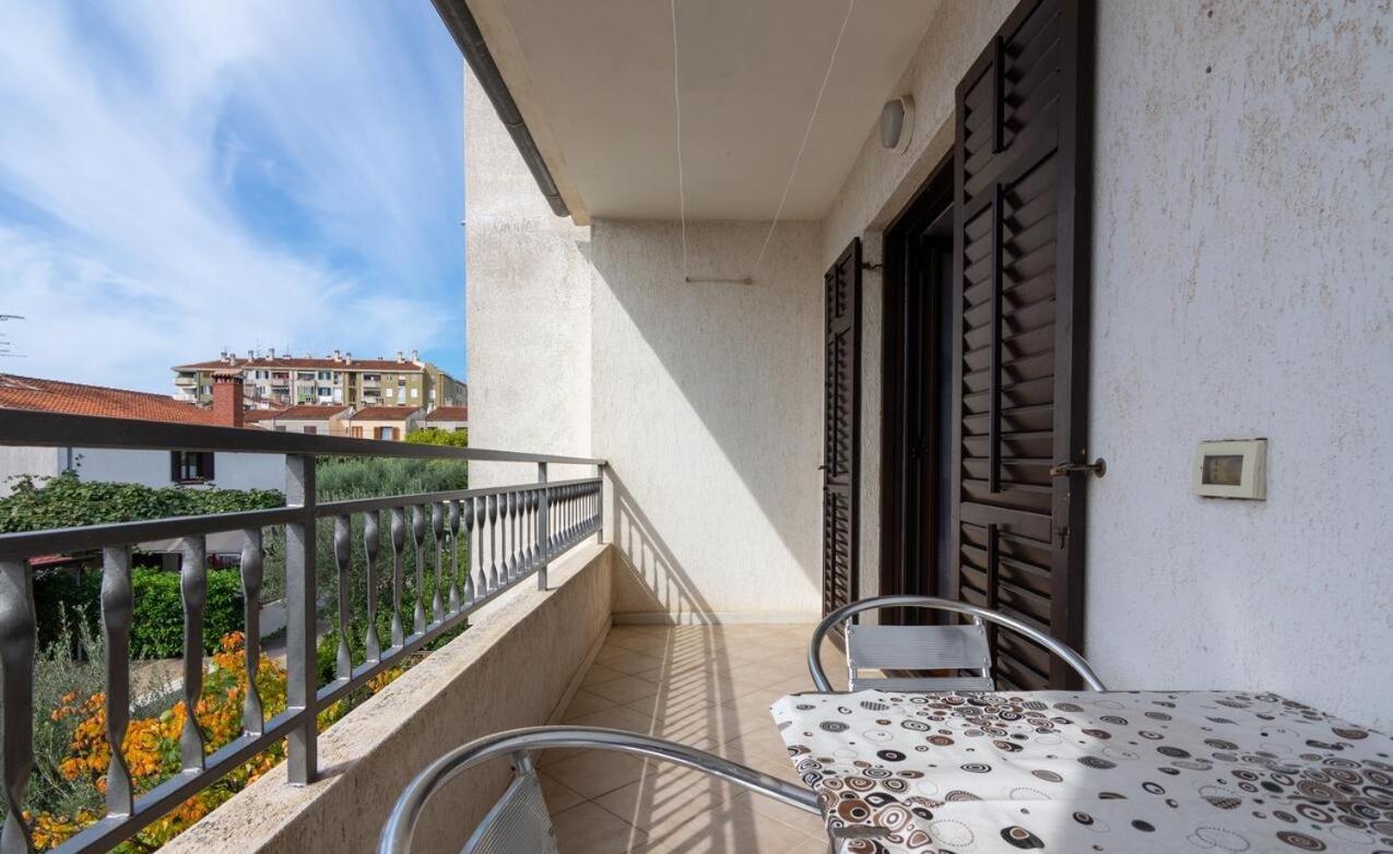 Villa Vrancic ロヴィニ エクステリア 写真