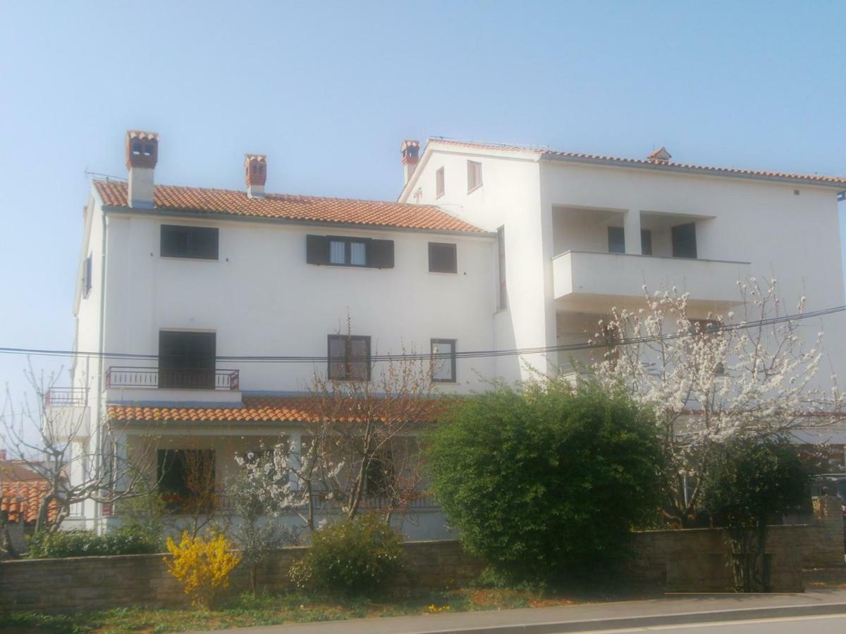Villa Vrancic ロヴィニ エクステリア 写真